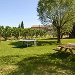 1 Bedroom Stunning In Appartement